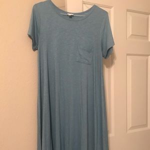 Medium LuLaRoe light blue carly